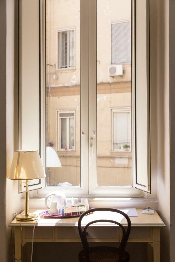 Bianchi Mediterranei B&B Неаполь Екстер'єр фото